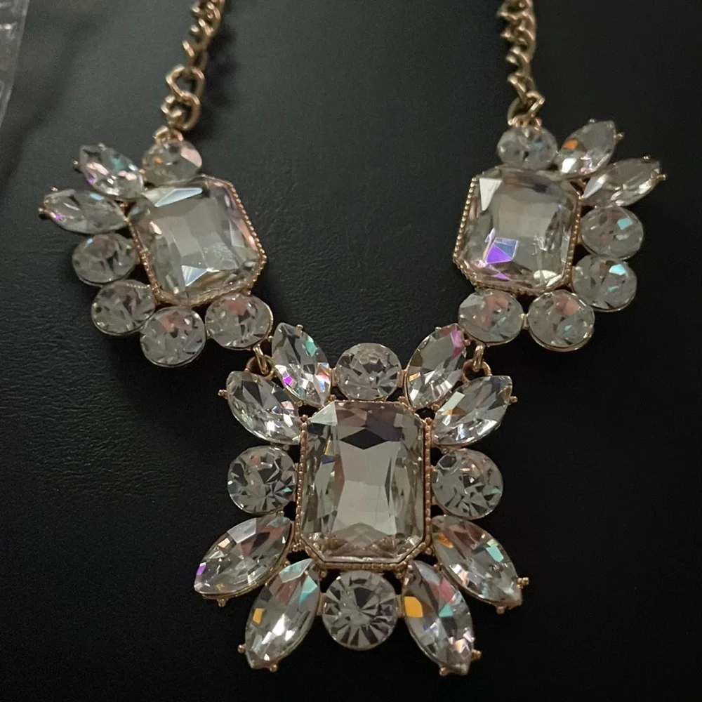 Statement Necklace - Picture 3 of 5